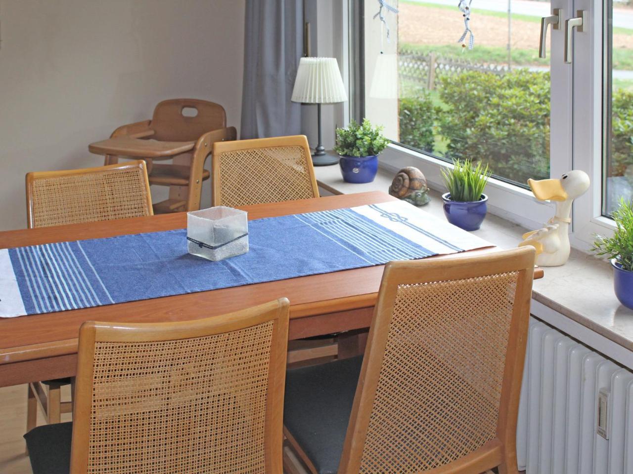 Beautiful Apartment In Bodenwerder With Balcony Extérieur photo